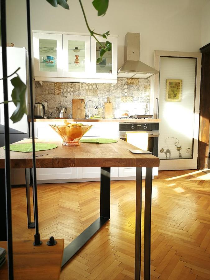 Sunny Downtown Apartment For 4 Sofía Exterior foto